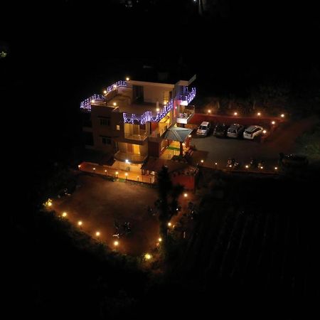 Hotel Magic Mountain,Mahābaleshwar Εξωτερικό φωτογραφία